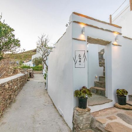 Вилла Livadi House Tinos Kato Klisma Экстерьер фото